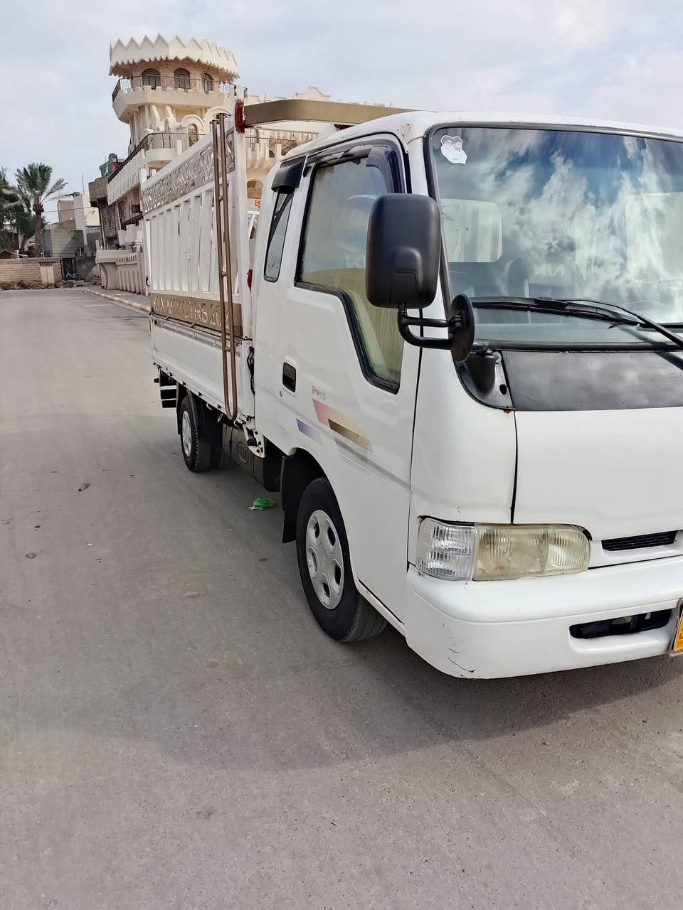 سلام عليكم كيه فونتيره معروضة للبيع موديل 2000قماره وربع سبعه جنكال رقم سياره واسط سنويه ل26 تحويل مباشر مشروع وطني مكينه وكير جدد تخم تاير جديد سياره مال جناي جديده كلش المحجر مو وياها السعر 55وبيها مجال اتصل رقم صاحب السياره ***********
