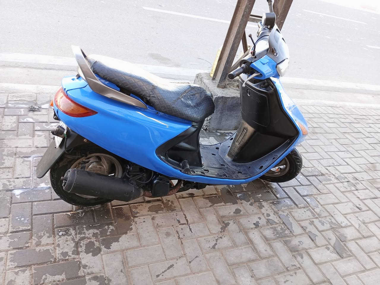 فراشه للبيع السعر  500 وبيها مجال مكان ابو الخصيب وهذا رقم الهاتف *********** والشراين من تسمع الرقم
