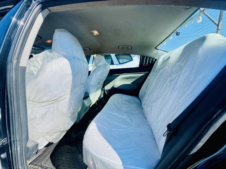 النترا 2017  باسمي تحويل ثاني يوم
محرك 2000 دوش
كير المرغوب AT
ضربه بجم سياره  كلش كلش بسيطه بدون دواخل

رقم أربيل هزه جديده 
حدادية تخم تاير 100‎%‎
تبريد تدفئه
سياره شخصيه لاتكسي ولا خط

كامره تسجيل. امامي وخلفي
سياره تاخذهه. تترحملي

السعر 128 

للاستفسار *********** واتساب
