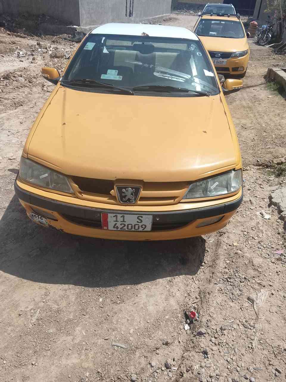 بيجو بارص موديل 16 سنوية جديدة رقم انكليزي باسمي تحويل ثاني يوم متحول مابيعلك  مصفرة هيئة يحتاجلها بنيد جامة أمامية لان طار البنيد والله محرك جديد صار شهر كملتهن كلفني مليون والتحويل كلفني مليون لان جان عليها غرامات  السعر 40 العنوان الراشدية قرية طالب العلي *********** وات ساب فقط
