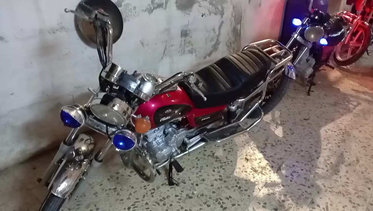 دراجتين لبيع اباجي السعر 450 وقابل للتفاوض وجي ان السعر 400 والله يطرح البركه لصاحب النصيب الموقع اربد كفراسد الرقم 0770618266 او تواصل مسنجر لا اتابع التعليقات


**إذا كنت صاحب هذا الإعلان وتريد حذفه لأي سبب، رجاءا أرسل رسالة إلى الدعم الفني**