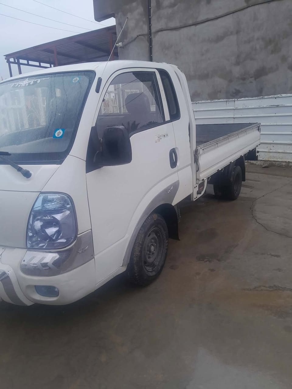 كيا 2011 جديدة كلش على وضع الشركة مكفوله من كلشي السعر 100 المكان ديالى الخالص ***********
