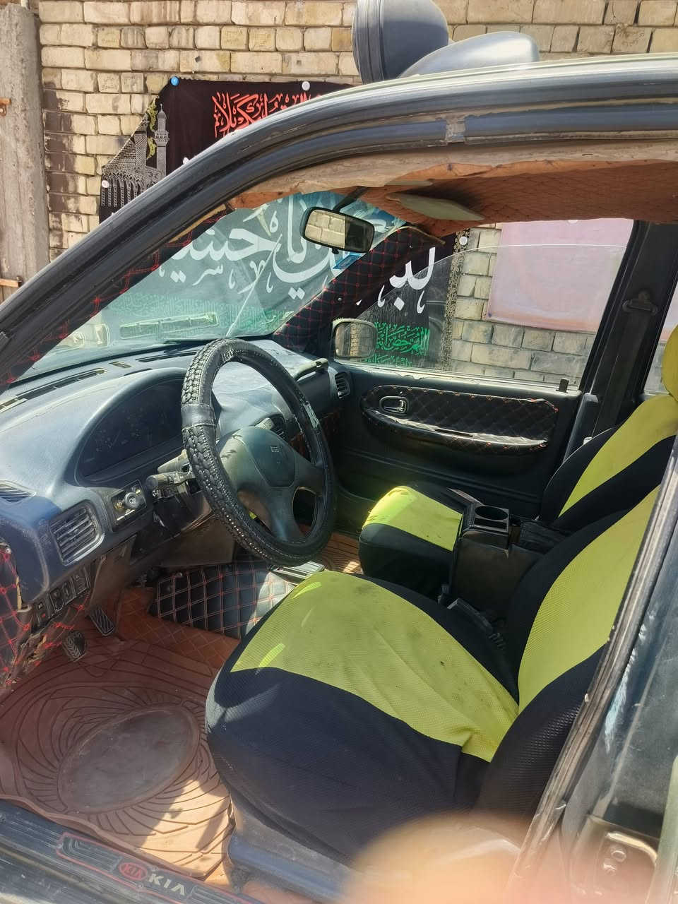 سلام عليكم سبورتج موديل 1993 رقم بغداد نكليزي
سياره خير من الله سعر ٠30وبيهه مجال قليل للطيبين خابرني وتامرني امر ***********
