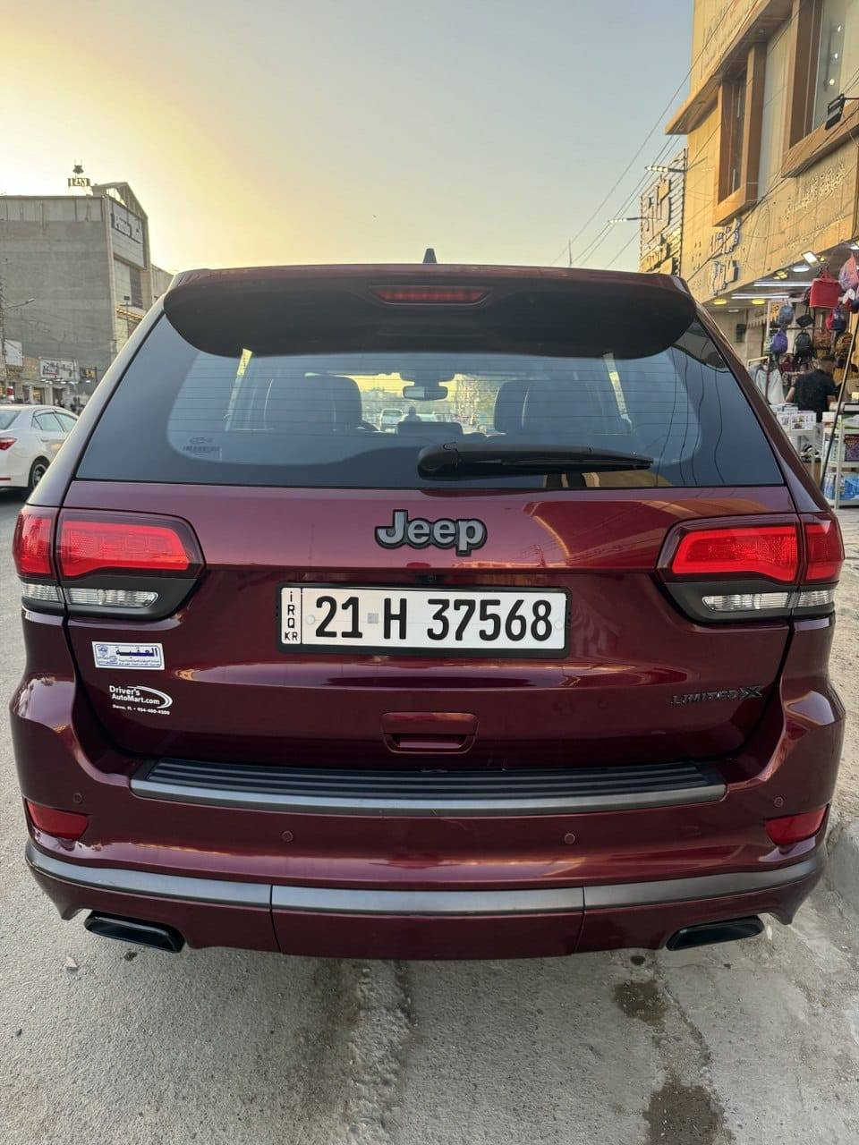 جيب موديل2020
LimtedX
مواصفاته فول 
باب سايق والخلفي مصلح ع بارد
رقمها سليمانية
مكانه بغداد
225السعر
***********
