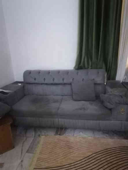 السلام عليكم تخم قنفات عوزه شويه ترتيب السعر ٢٠٠ ناصريه مركز ***********
