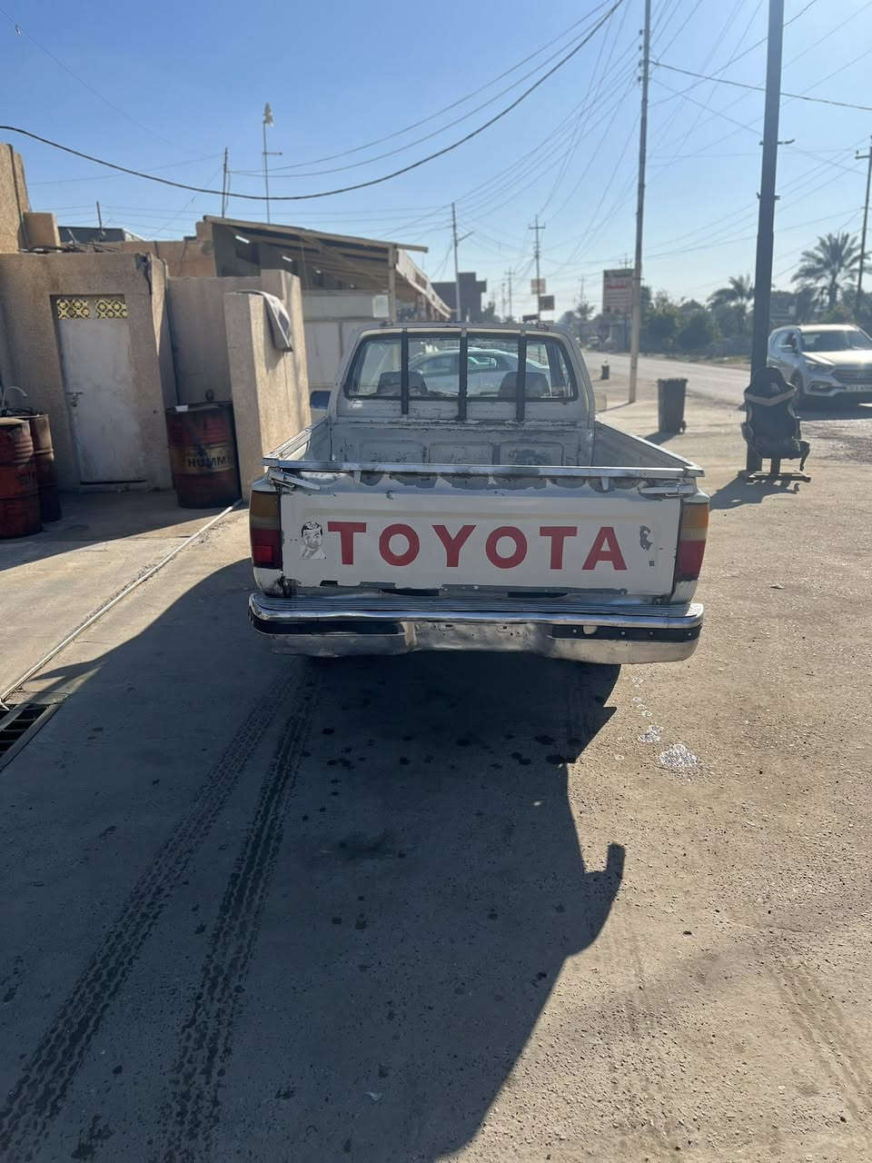 السلام عليكم
من رخصه صاحب الكروب المحترم
بيكم 1990 مكانها بلد صلاح الدين للبيع كير ومحرك كفاله
سمكرتها كامل بس عوزها صبغ شاصي شركه مكفول من الكص واللحيم الخياس
رقم اصفر وصاحبها الشرعي موجود شرط التحويل
للبيع او مراوس بيكم حصرآ الخاص مفتوح 
رقمي ***********
