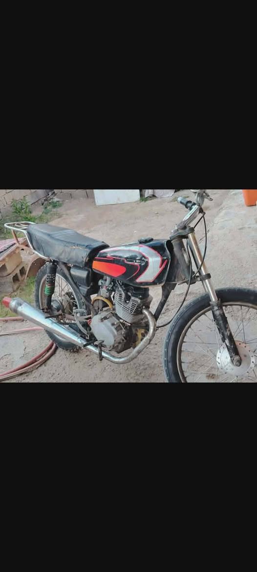 السلام عليكم دراجه ارشه دراجه شغاله كامله موديل. 14 السعر 250 وبيها مجال قليل مكاني ديالى خالص هبهب


**إذا كنت صاحب هذا الإعلان وتريد حذفه لأي سبب، رجاءا أرسل رسالة إلى الدعم الفني**