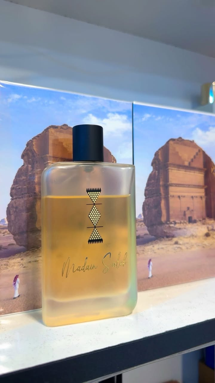 السلام عليكم
توفرت عطور صمام لليدور بدائل ممتازه واسعار مناسبه واداء العطور ممتاز جداً
1_ عطر CHAOS شبيه ديمارلي الثائر 
2_ عطر OUD شبيه عود ماراكوجا 
3_ عطر EXIT10 شبيه القمر من فريدريك مال 
4_عطر اسطنبول شبيه جي اف ليدر 6 شوارزلوس برلين
5_ عطر مدائن صالح شبيه انيشيو سايد افكت 
السعر 53 الف فقط مسلفن
يوجد توصيل لجميع المحافضات


**إذا كنت صاحب هذا الإعلان وتريد حذفه لأي سبب، رجاءا أرسل رسالة إلى الدعم الفني**
