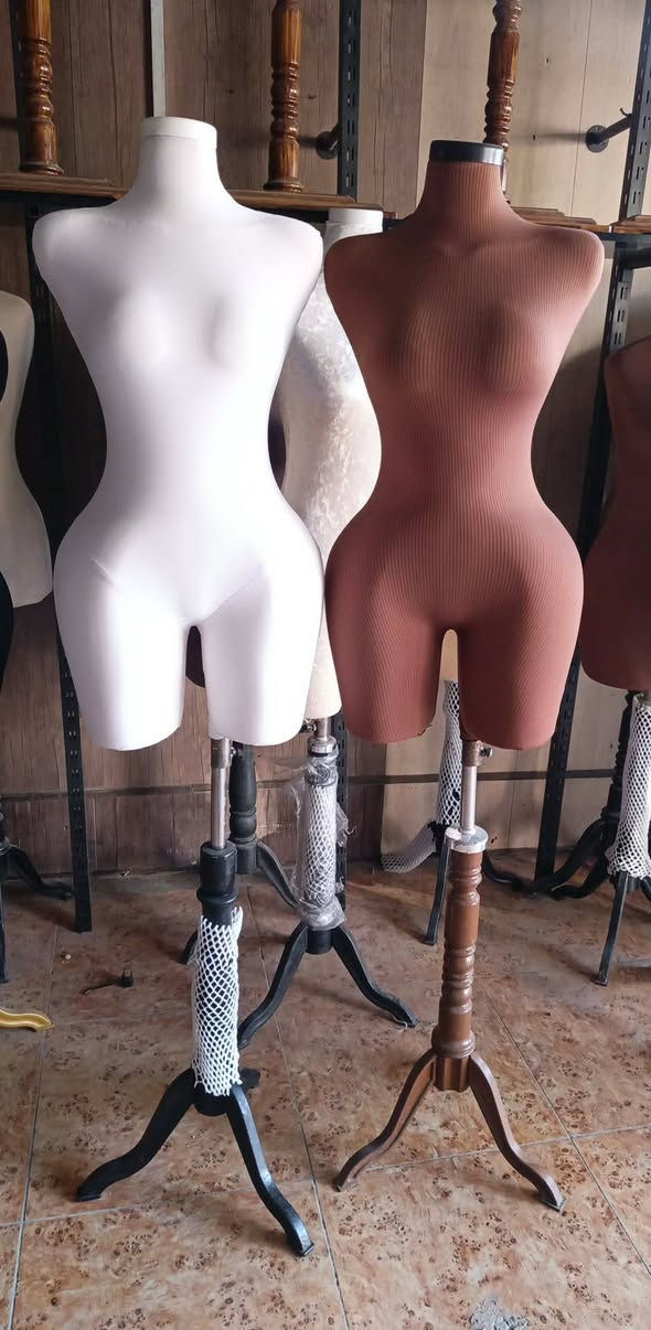 على بركه الله🙏
يتوفر لدينا ملكان رجالي ونسائي للطلب والاستفسار.الاتصال على الرقم..*********** 📲واتساب ..📱📞
