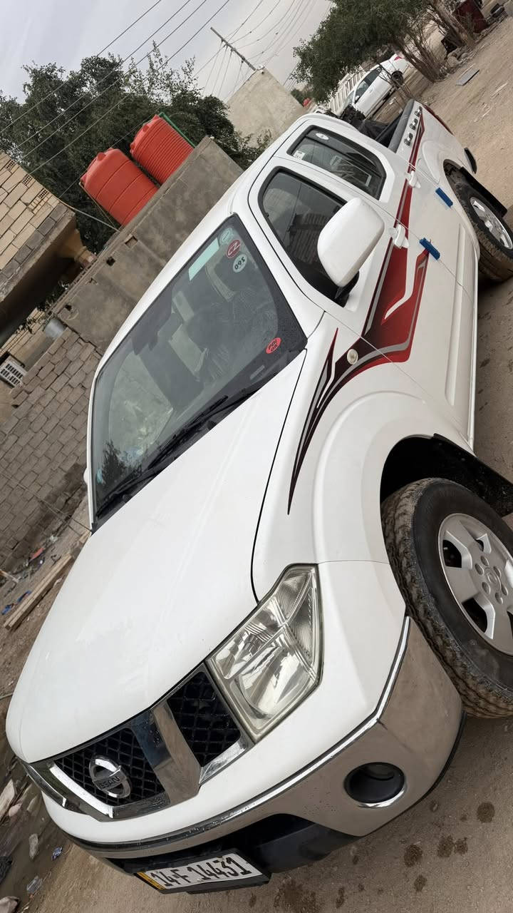 سلام عليكم بيكم نيفارة للبيع سياره حلوه وجديده كير ومكينه كارتون كهربائيات شغاله كلها حساسات خلفيه شغاله حداديه كارتون صالي ١٥يوم من شديت حداديه تايرات جدد رقم بصره وبأسمي وهاذ تقرير مال السيارة باقي السيارة كلها كفاله عامة السعر ١٢٧ وبيها مجال بسيط واني بخدمة الشراي العنوان البصرة الزبير وهاذ رقمي ***********
