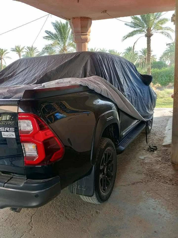 النوعية اصليه
يجي 5 طبقات 
الطبقة الاولة الخارجية الامنيوم مشمع عاكس للحرارة
الطبقة الثانية نايلون عازل للماء
مبطن قطن ب ثلاث طبقات
 
وسحاب من جهة السايق و حبال يربطن ب الويالة


**إذا كنت صاحب هذا الإعلان وتريد حذفه لأي سبب، رجاءا أرسل رسالة إلى الدعم الفني**