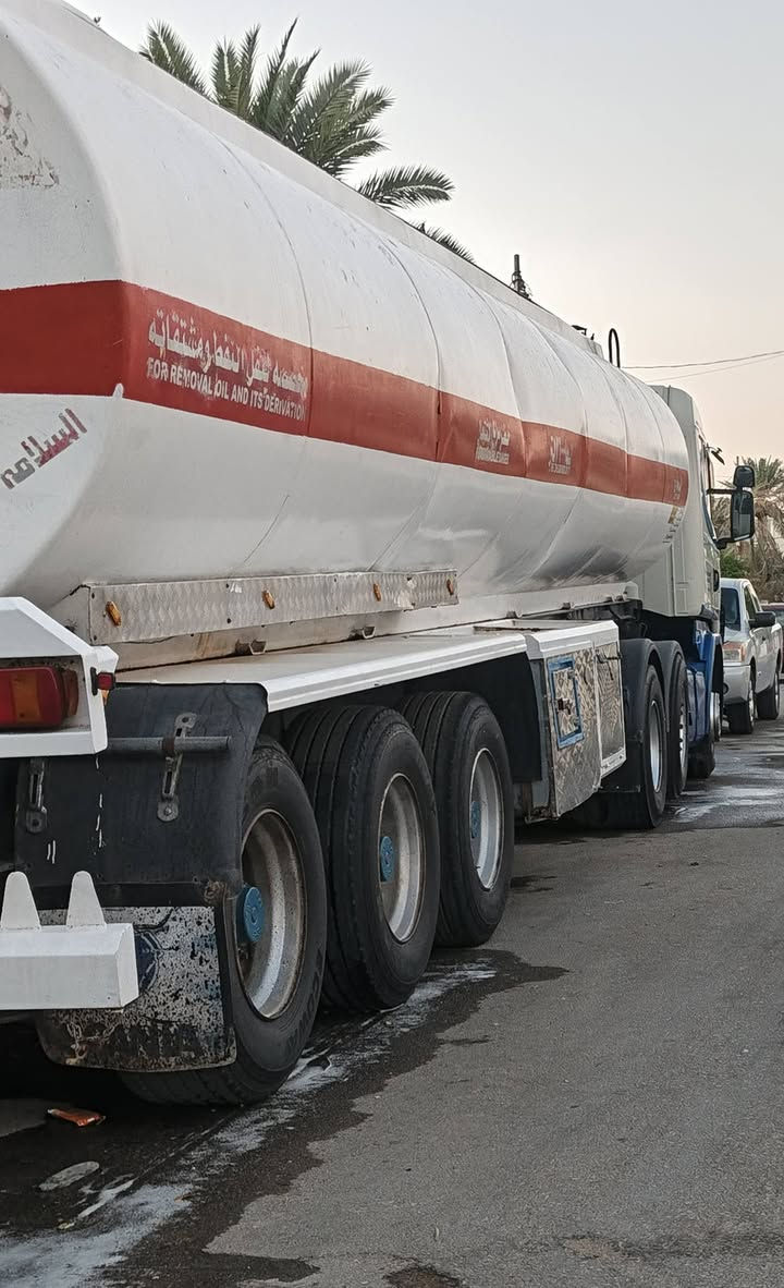 السلام عليكم سيارة سكانيا  موديل ٢٠٠٢ للبيع سنوية الى ٢٠٢٧ تكيال الى ٢٠٢٧ جي بي اس غير معتمدة علة اي شركة مكينة انجكتر لا تبخير ولا تنقيص للستفسار الاتصال على الرقم 
***********
