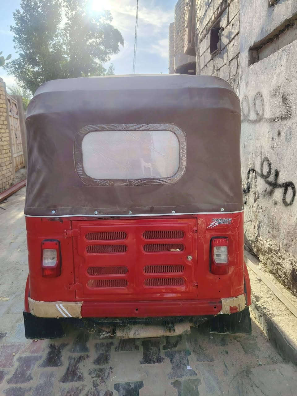 تكتك بجاج ١٨للبيع جاهزه مابيهه أي نقص السعر٣٥٠٠وبيهه مجال أوراق الصطفى أصولي أي ستفسار***********
