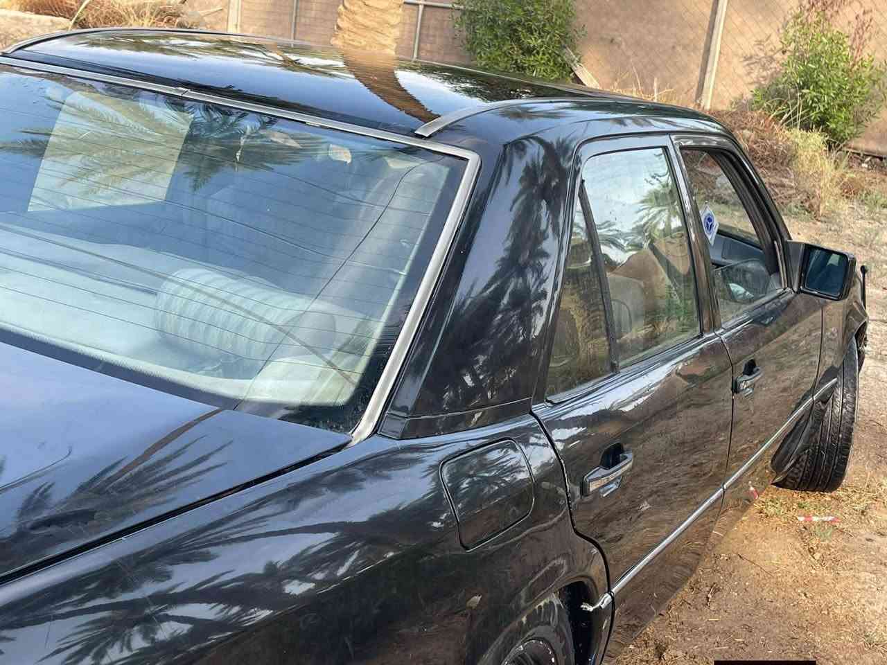 سلام عليكم 
مارسدس دب 89 vvt محور 
جاهزه اي نقص مابيها رقم انكليزي 
اريد مراوس  تكسي وانطي فرق مو مهم صفره  اي لون 
ع باب الله اشتغل بيها مكاني بابل قرب شارع 100 
***********
