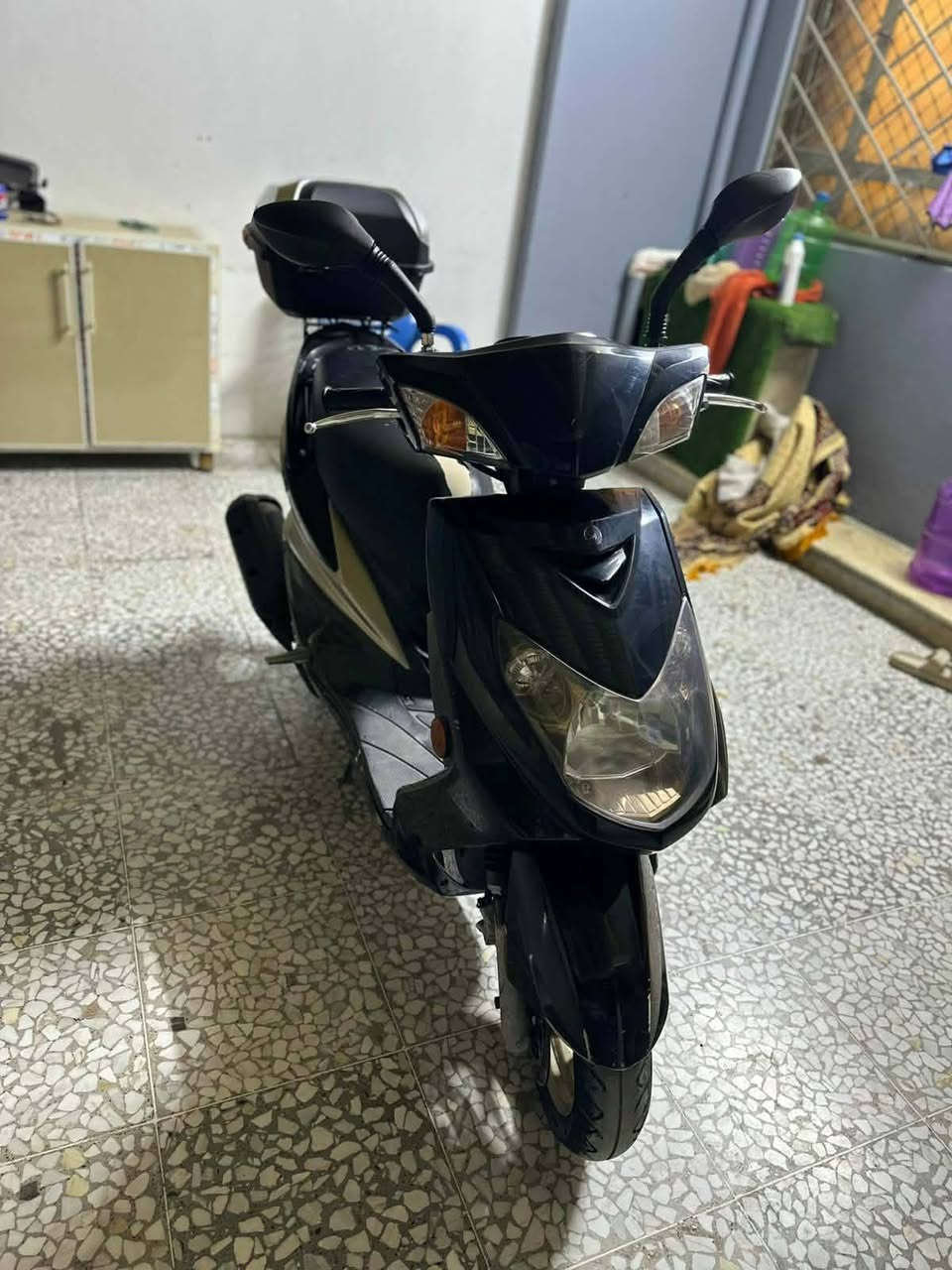 سلام عليكم دراجه سكنس فحل نوزل دراجه مال رمبه وسالهه شهر من نزلت دراجه كدامك نضيف وبعد احله من اصور وياهه جنطه مثل ما واضحه بل صوره المكان بغداد العبيدي التصال ***********
