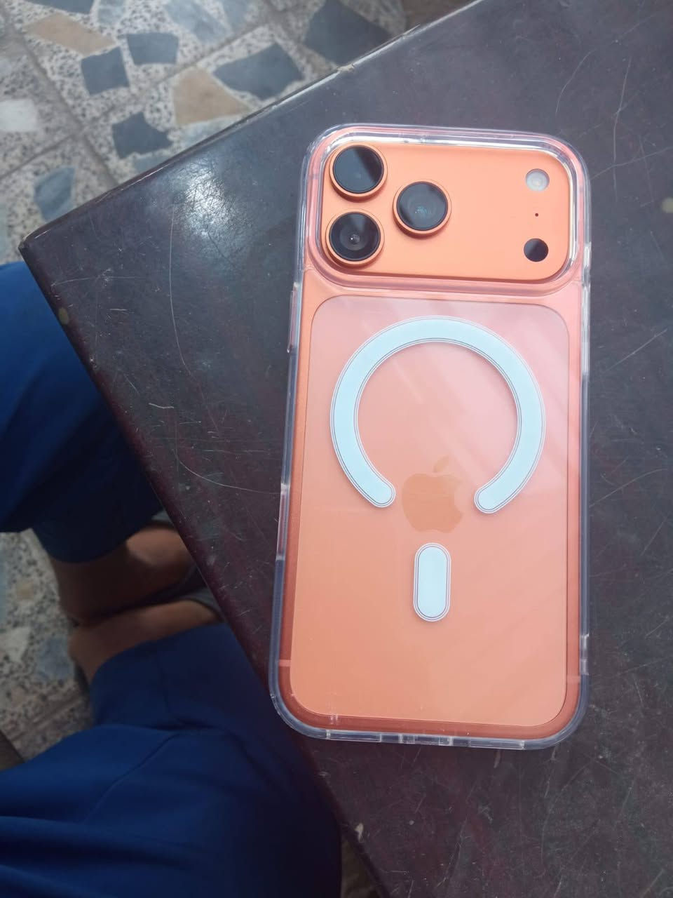 ايفون 17 برو ماكس امريكي باب ثاني بطارية 100 ذاكرة 512 جهاز نضيف مستعجل علبيعع سعر 400 للتصال ***********
