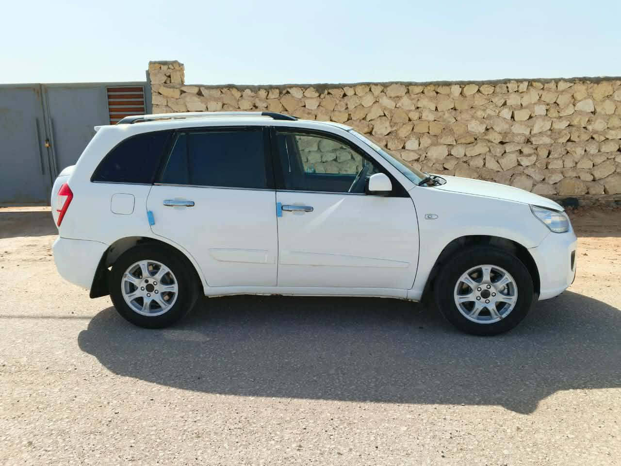 شيري تيجو 2013رقم مثنى 
مكينه كير حداديه تبريد تخم اطارات مكفول 
البدي مكفول من الضربه والتبديل فقط خياسات ملكطات ومرشوشات السعر 52 وبيه مجال 
***********.ديوانيه ديوانية, القادسية
