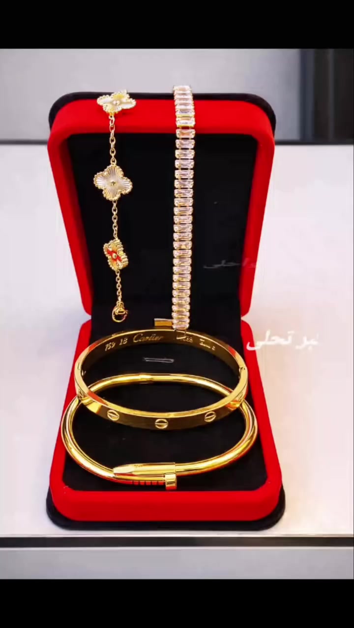 اكسسوارات ذهب برازيلي مشكل🧨🧨 
قلايد 🎗
سوارات🏅
تراجي🎊
حجل 🎎
محابس 🪢
حلق 🧿
سيتات نسائي و أطفال🧸🧸
واتساب👈👈***********
عنوان سوق ميثاق مقابل رامي عطار
تيك توك
https://www.tiktok.com/@ziyadallhebe?_t=ZS-8zVV9ebtBha&_r=1
