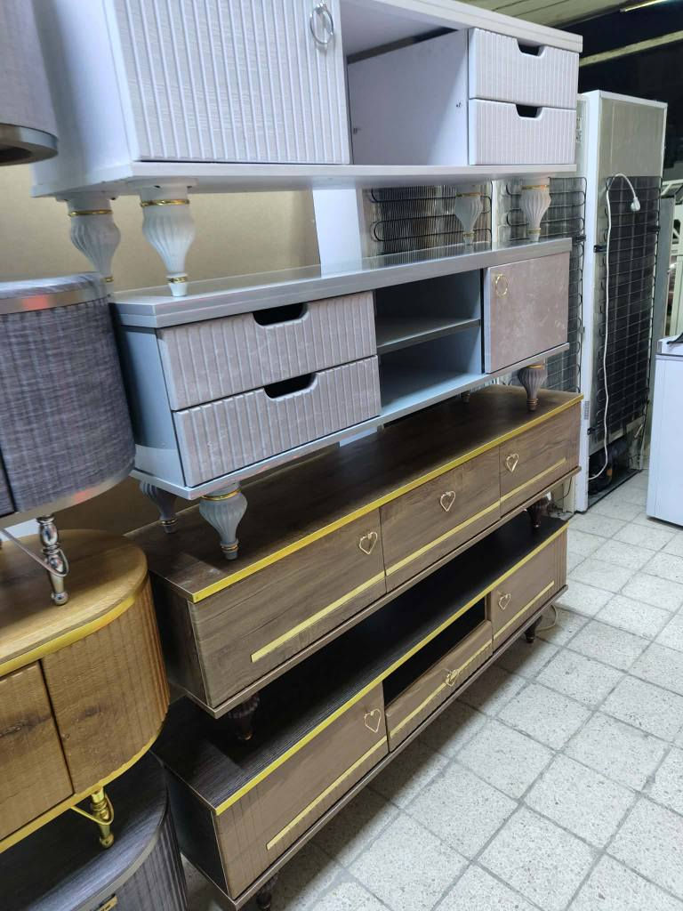 معرض زياد للاثاث المنزلي 
عرض خاص بس 50 الف بسعر جمله 
وصول وجبه جديده من ميز بلازمه قياس 125 سانتيم 
يجي دبل مجر وباب هودروليك 
تكريت شارع الزهور خلف افران الكرخ لستفسار نتصال *********** حمودي تكريت, صلاح الدين
