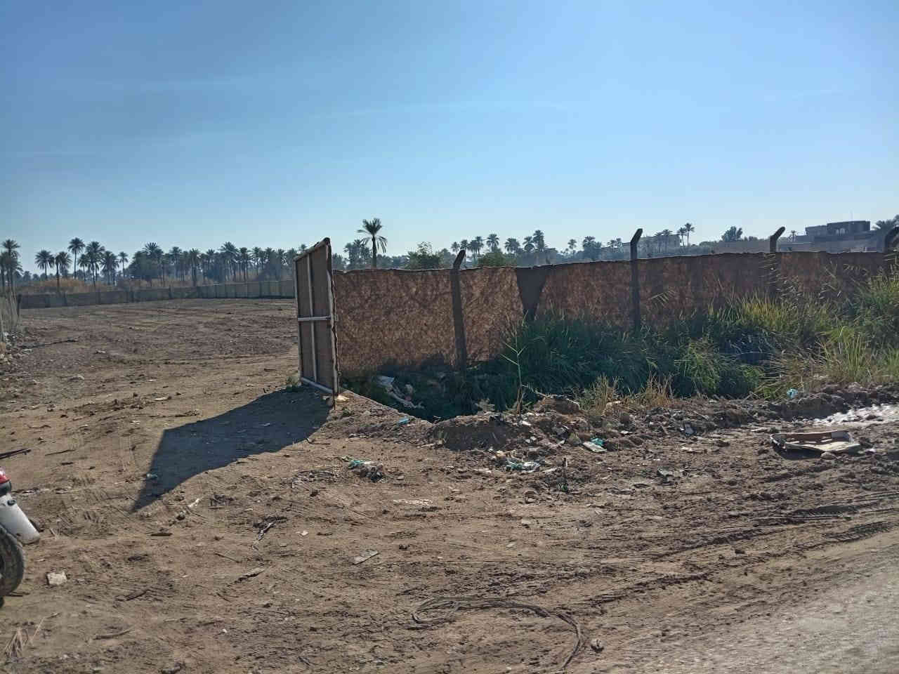 يالله دونم للبيع طابو زراعي سند ٢٥  تحويل بسم المشتري مباشر خدمات كامله مي كهرباء الدونم كلش حلو تريده مال زراعه تريد بناء صالح الكلشي مدفون او مسيد او عل تبليط مباشرتن العنوان كربلاء طوريج شارع الحوالي خلف حلويات ابو سلام / تفاصيل أكثر اتصل

مراجعت مكتب الابداع العنوان شارع الحوالي قرب مطعم قنديل *********** /*********** واتساب
