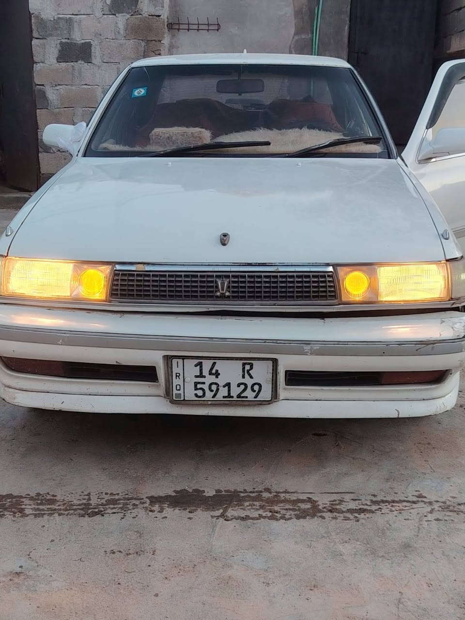 سلام عليكم كروسيده موديل 92 كير محرك ونجي تخم تاير حداديه بطاين جدد جام شغال كله قفالات لايتات ويلات جدد شاشه كشر حلو مصبوغه جماليه تحويل ثاني يوم 
سعر 41 مكاني بصره كرمت علي  *********** واتساب  مستعجل عل بيع
