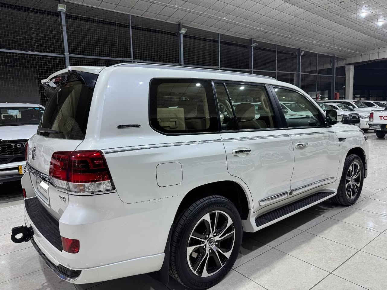 تويوتا لاندكروز 2021 ٦ سلندر فتحه كشنات جلد و كهرباء زراكات لايت سيارة مكفوله كفاله عامه من صبغ و بارد حته دعاميات بشرط سعر ( 525 ) ورقه رقم تلفون :
***********
بي واتساب
مكان أربيل
