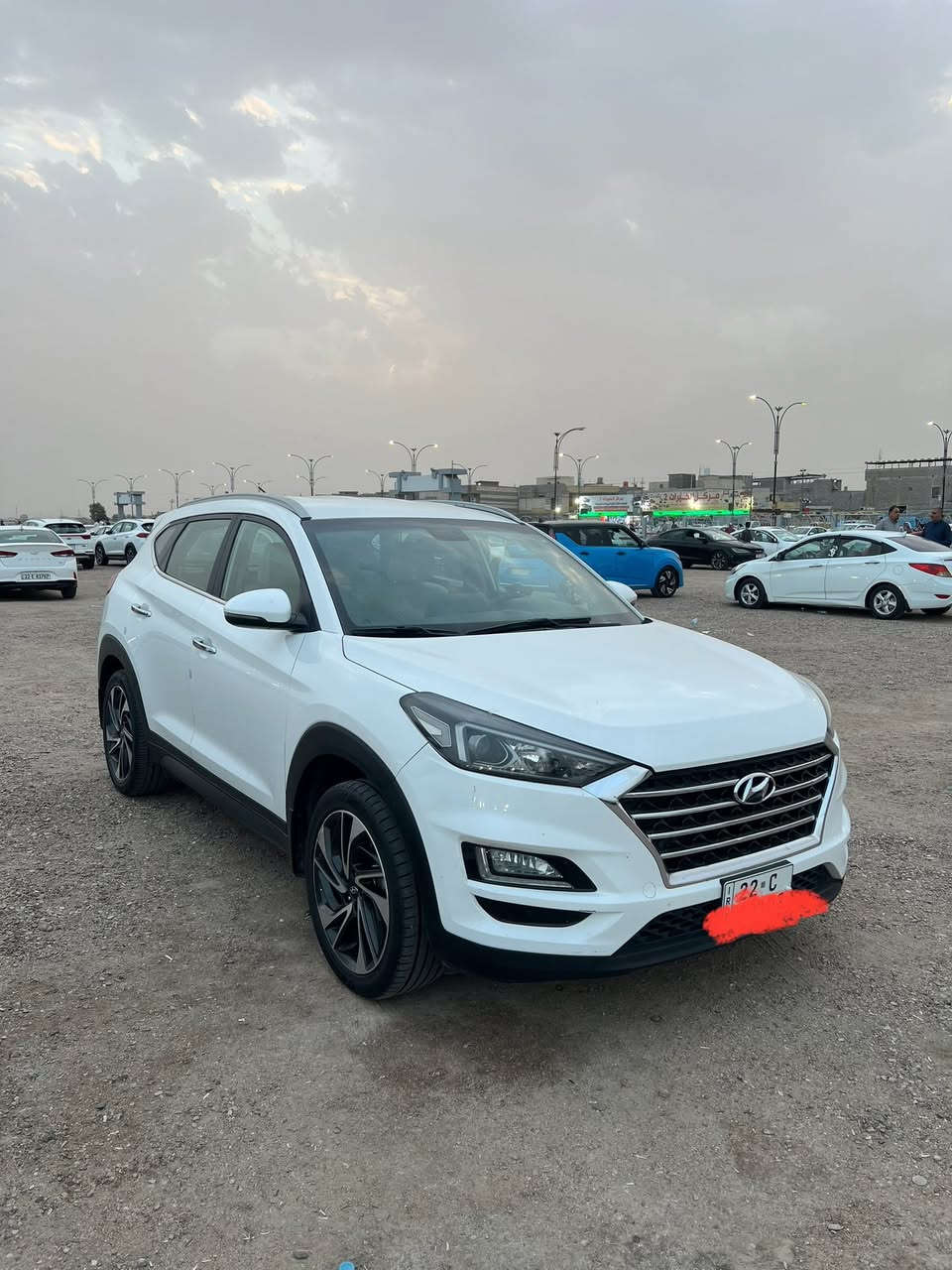 السلام عليكم
توسان للبيع مديل 21 خليجي
محرك 2000
مواصفات 
كشنات كهرباء
شاشه كبيره 
كامره خلفيه
ماشيه 75الف
بصمه
مرايات شفط 
تحكمً ستيرن 
وباقي المواصفات المغروفه
رقم اربيل الجديد سنويه ال30
مكاني بصره 
***********
