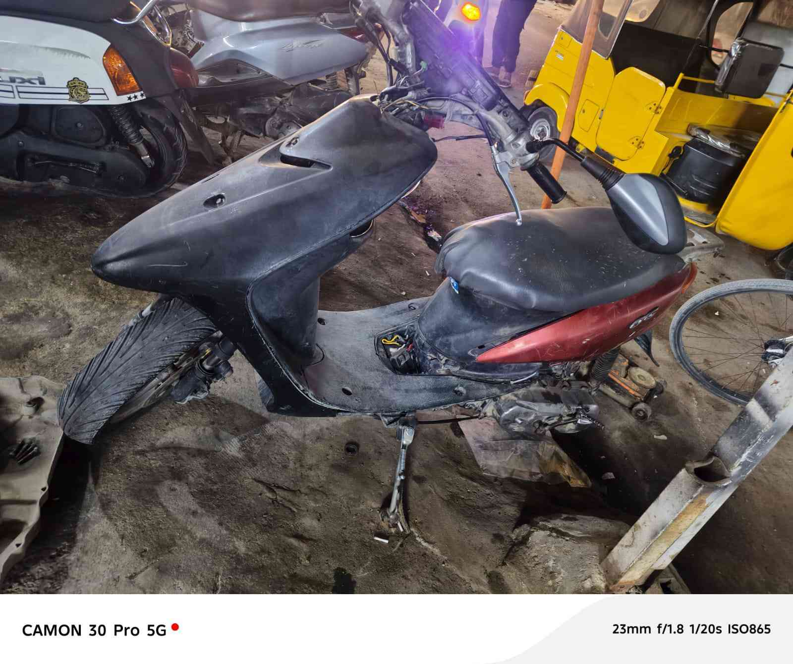 سلام عليكم غراض دراجات بس هذني لي ناشرهن دراجات سكنس فحل بريز  اف اس جيتي ار عصفوري 60 مكتوب اسعارهن بل صوره مكان بغداد ساحد عدن مكان ساحد عدن اشي تحتاج راسلني خاص


**إذا كنت صاحب هذا الإعلان وتريد حذفه لأي سبب، رجاءا أرسل رسالة إلى الدعم الفني**