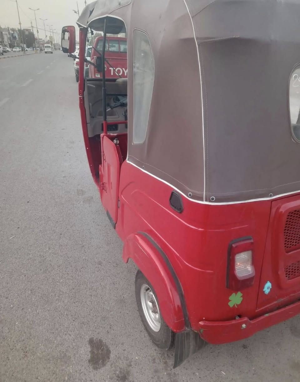 سلام عليكم
متوازي كولش تكتك 🛺 موديل 2022مكفوله من لدعاميه للدعاميه ضمان كولشي مابيها ب 6 ملاين ونص وبيها مجال حك لجيه

‭***********
