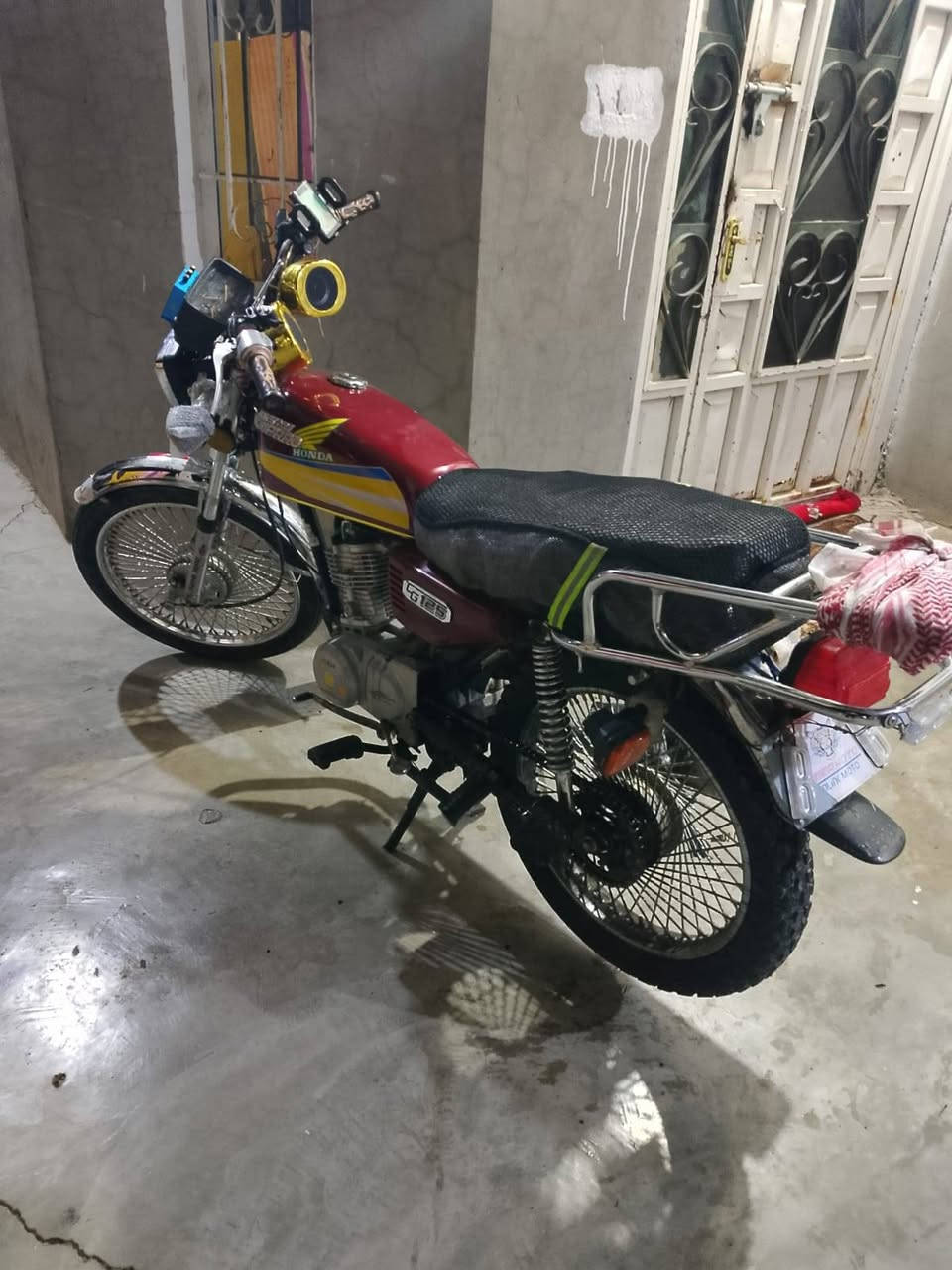 السلام عليكم ماطور للبيع مكلف بلنشر  كلو شغال لا تراسلني ماعرف عنو كلشي رقم صاحبو ***********
