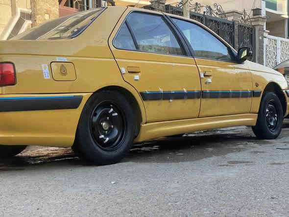 سلام عليكم بيجو بارص 2015 بسمي رقم نكليزي مصفر هية غرامات السياره احلى من صور مكاني الامين الثانيه سكينه السياره بيها بس الهلالات كير مكينه صدر تخم تاير شاشا السياره مال بيت سعر 48 وبيها مجال حك جيتك *********** بل عافيه ع ياخذها
