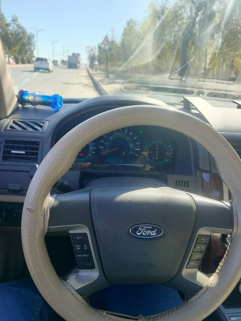 سەلام 
فۆڕت ڤیوژن2010 قەپات مواسەفات 
v6 مەکینە3000
پێنج بارچەی بۆیاخە
کوشن هیتەر 
سڵاید تەحدید سورعه
ناوزەرد
سەیارەکە زۆر جوان و بێ مەسرەفە 
سعر 82 گڵا مەعمەلەیەکی کەم 
ژ.م***********
*********** شمشمل, السليمانية
