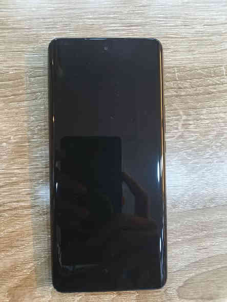 سلام عليكم جهاز هونر x9b ذاكرة 256 عشوائية 12 نضافة مية بلمية مستخدم أقل الشهرين ألون أسود جهاز نضيف ضمان شركة بعدة بي كارتونة وغراضة كاملة السعر 225 استفسار خاص أو رقم *********** اتصال + واتساب
