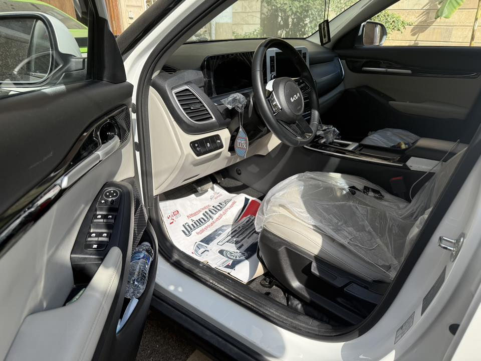 السلام عليكم سليتوس موديل ٢٥ بغداد ام الضمان الدولية ماشية ٩ الاف السعر ١٨٠ قفل ***********
