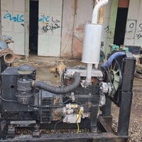 للبيع محرك بيركنز انكليزي ورأس توليد ٥٠كيفي سعر الاتصال على الرقم ٠٧٨٢...