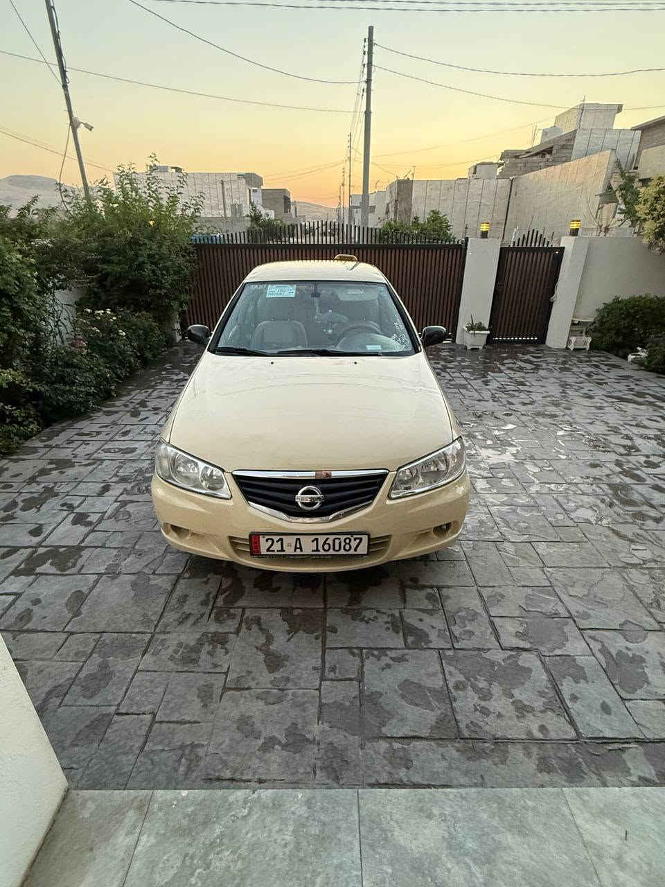 Nissan sany Taxsi 2012
نیسان سەنی ٢٠١٢ بیلاد تەکسی ناو زە
 حیزام ئەی فرۆشم سەقفوو شانی بۆیاخ نیە 

تەبرید ساردوو❄️ گەرم 🔥بەشەرت

سەنەویوو لۆگۆی بەناوی خۆمەوەیە تەحویلبە شەرت ٢ گەڵا غەرامەی لەسەرە دوای معامەلە ئەی گرمەوە 

سعری ٩٨ گەڵا کەمێک مەجال 

ناونیشان سلێمانی

جوابی نامە نایەمەوە موشتەی تەلەفۆن کە.                   ڕەقەم تەبەفون (***********)

بەس فرۆشتنە قیستوو قەرزو ئاڵوگۆڕم نیە

هی ماڵی خۆمە هی مەعرەز نیە
