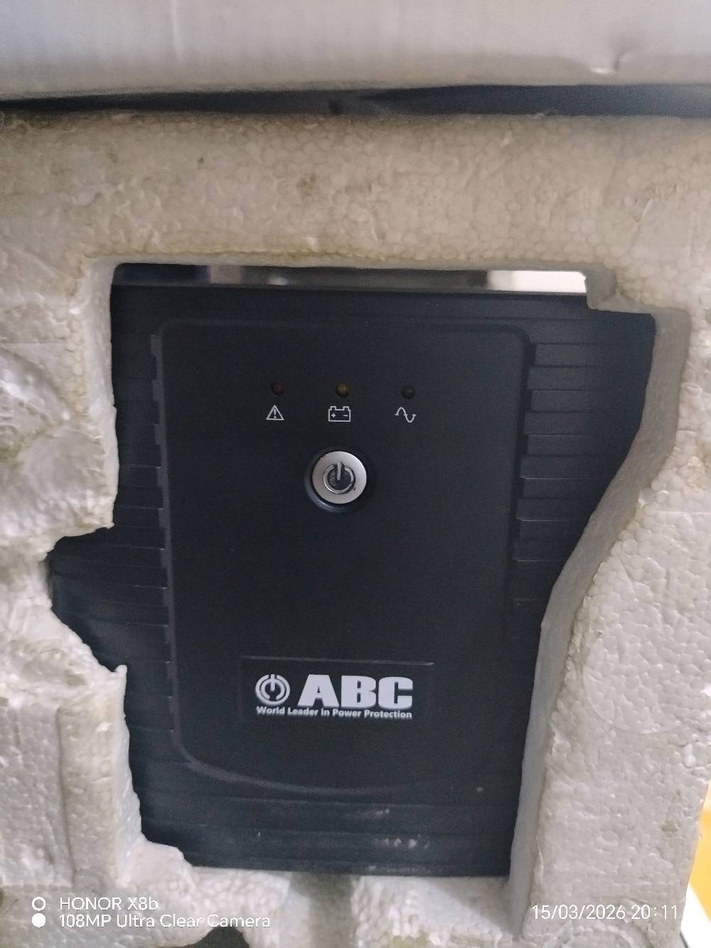 (من رخصة صاحب الكروب ادمن ❤️) 
🔹UPS 1500 نوع ABC

🔹ملاحضة /1500 يتحمل جهاز مع شاشة 
🔹موصفاتة بل منشور شوفو 
🔹⚠️/(ليس لدي توصيل اي مكان اعتذر🚸) 
🔹فول نضافة استخدم أشهر قليلة 
🔹ومبدل بطاريات جداد قبل شهر يعني تاخذا فول 🔹جديد 
🔹اعتبرة من الشركة كارتون كامل جيب وشد بنسبة 🔹للوقت التشغيل الجهاز استخدمة بل اسبوع ساعة 🔹وحدة ونت تخيل النضافة واني   بيدي بدلت 🔹بطاريات
🔹السعر 70 الف وبي مجال 
🔹مكاني بغداد الانتصار قرب السيطرة