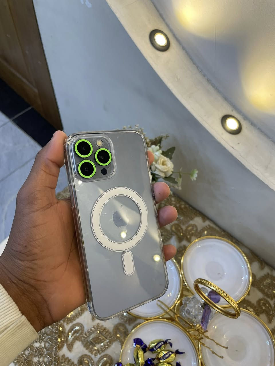 آيفون ١٣ برو ماكس جهاز لوك كلش نضيف مستبدل فقط شاشه نوعيه كلش حلوه بطاريه ٩٦ بلاديه شحن يوم كامل  ذاكرته ٢٥٦ فيس إيدي شغال كله شغال سعر ٤٧٠ وبي مجال بسيط ***********
