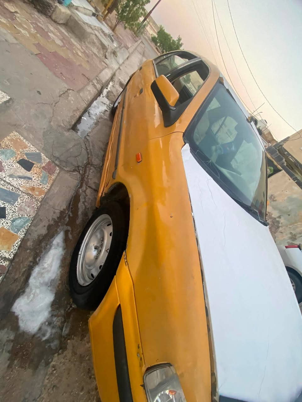 *********** 22$ بيه شي بسيط  تحويل ثاني يوم ومشروع وطني 

سمند 10 دشبول عسلي سياره اكفلك مابيها اي ضربه 
مكينه بيه ضعف يحتاجلها نص طابوكه  شغاله وناعمه كير جديد 
باقي سياره كامل 
مصفره خياسات مابيها معمره

