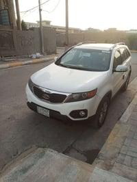 سورنتو ٢٠١٣ • ٦ سلندر • يحتاج كازكيت