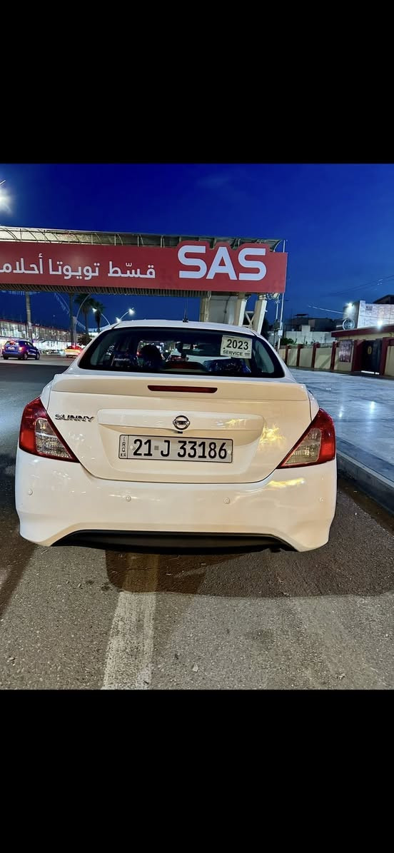 نيسان سني
موديل2023 
بيها باب قطعة صبغ وشبر من باب السكن من جوه 
وجاملغ الخلفي بارد  
ماشية 110 
تبريد قطعتين حداديه محرك كير شرط الكفاله 
شرط تحويل
سعر 105 مجال قليل  

للاستفسار ***********

