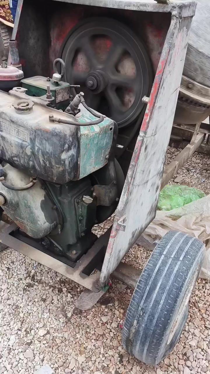 السلام عليكم
خباطه نهضة البيع جاهزه شغاله هندر واحد 
جدر هيكل محرك نضيفه شرط
محرك 7,5نضيف شغال هندر واحد 
السعر :1500 (مليون نص )بيهه مجال////////مكان : حديثه بروانه 
***********
