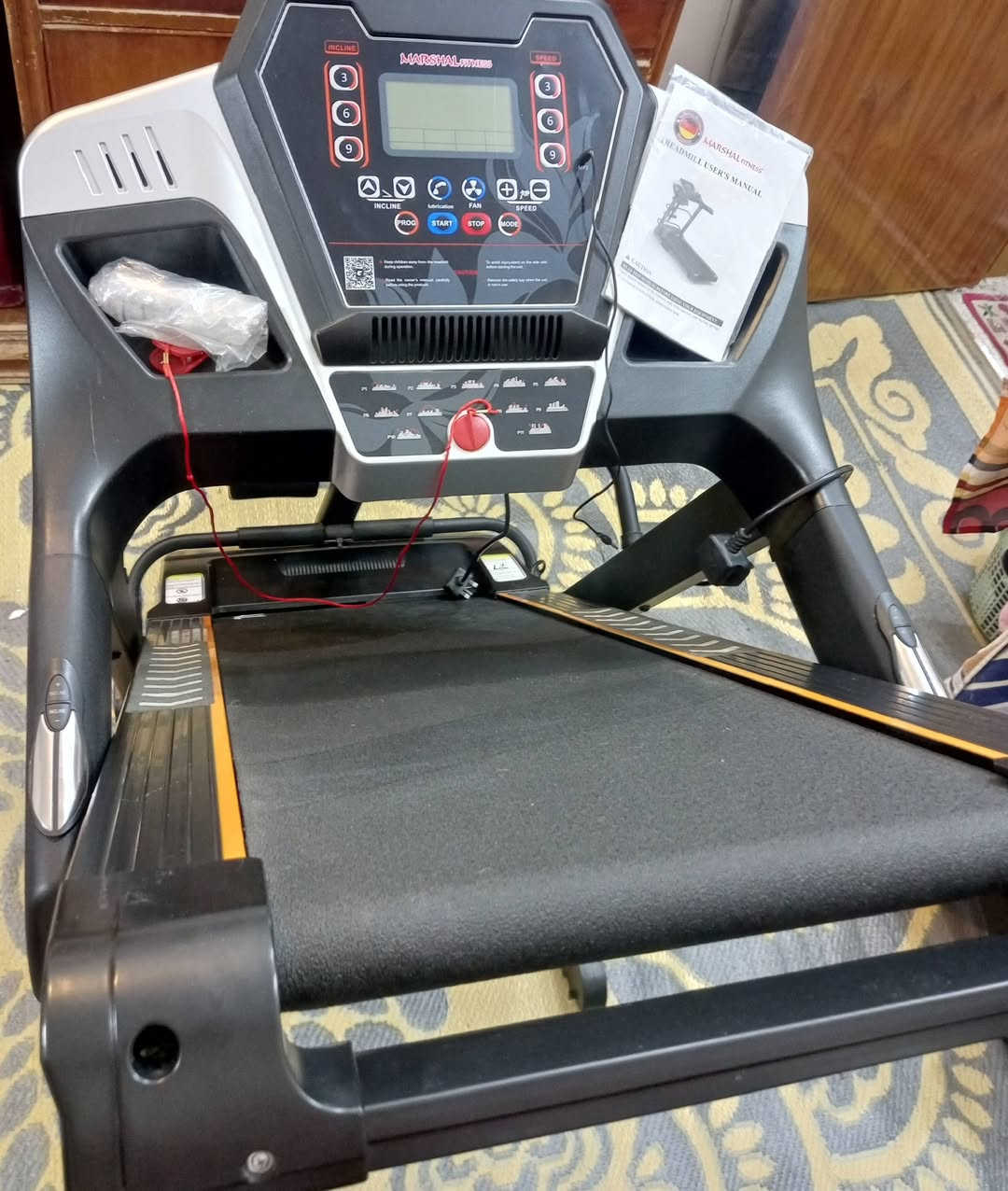 سلام عليكم
جهاز رياضي جري شركة مارشال فتنيس الالمانيه جبلي جديد جداً مواصفات كامله دبل ماطور 

 ( مروحه فان ،اواكس ،جبلي ،سرعه ١٥٠ ,علبة دهن خاصه بل الجهاز،برغي اضافي ،قرص خصر دوار ،جهاز تكسير الشحوم ،بلوتوث ،توقف مفاجئ،يتحمل وزن 150 واكثر )   الله شاهد ورقيب السعر 450 قفل  اي عطل مابي  ما ملعوب بي نهائياً على ذمتي العنوان نجف  الاشرف


**إذا كنت صاحب هذا الإعلان وتريد حذفه لأي سبب، رجاءا أرسل رسالة إلى الدعم الفني**