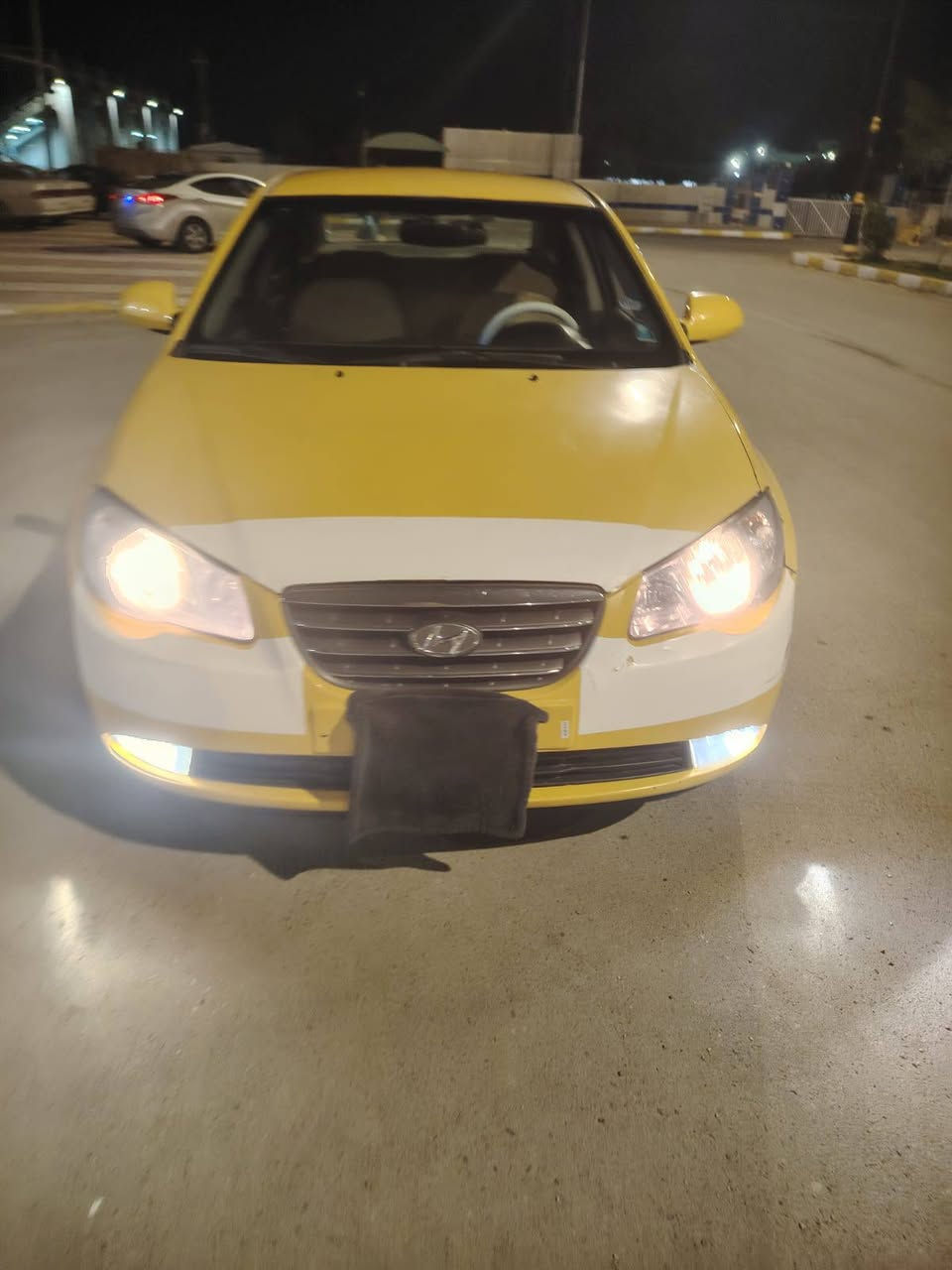 السلام عليكم شباب النترا مدير 2010 صابونه ادوات ادوات ادوات بيها ارقام بغداد بدون سنويه سياره جديده وجاهزه من كل شيء السعر 36 عنوان ناصريه
***********
