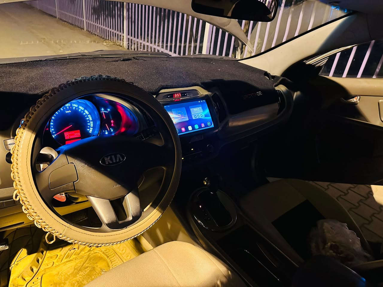 سبورتج 2015 محرك 2400
السيارة ماشية 206 الف 

بيها ضربه أثر ستوته جاملغ وأشوي من باب السدر 

مع جراد بنيد وقمارة  السعر 118 مع المجال مكان السيارة 

ديوانيه الحمزة الشرقي

***********
