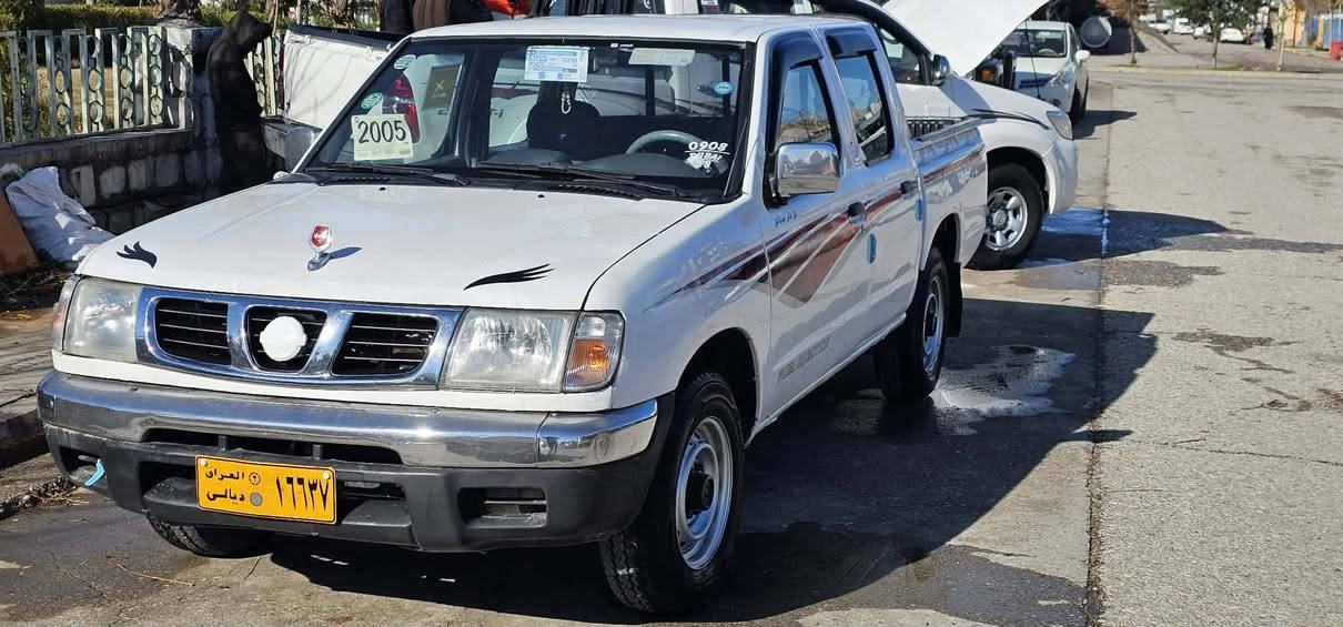 نیسان 2005 بەخاخ ئاڕم پلاستیکی سلێمانی سەیارەکی زۆر جوانو مەزبوتە چوارتایەی تازە گێڕو مەکینە و ئەکسل بەشەرت سەیارەکە چەمەلەغێکی ڕەشە دوو پەڵەی تری بۆیاخە ناوینەگرتوە  نرخ 90گڵاو مەعمەلە ژم *********** *********** دار بنديهكان, السليمانية
