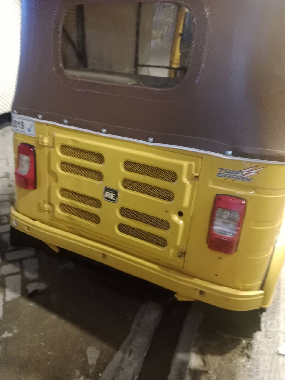 2019 قريبه ع 20 كهربائيات كلها شغاله تخم تاير مسجل تكتك لاصرف ولاتبخير ولا تنقيص تكتك احلى من الصور اوراق اصوليه مكان مدينه الصدر قطاع 18 رقم الهاتف ***********
