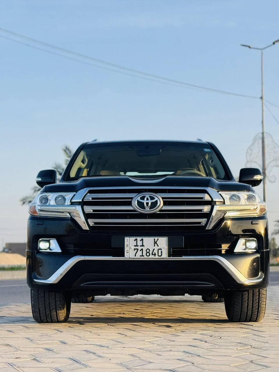 السلام عليكم  لاندكروز 2016 بريم فول مواصفات ومكفوله كفاله عامه رقم بغداد انكليزي السيارة ماشيه 100 الف وبعذ احلى من الصور  ترهم بيع او مراوس مكانهه بابل للاستفسار ***********//***********
