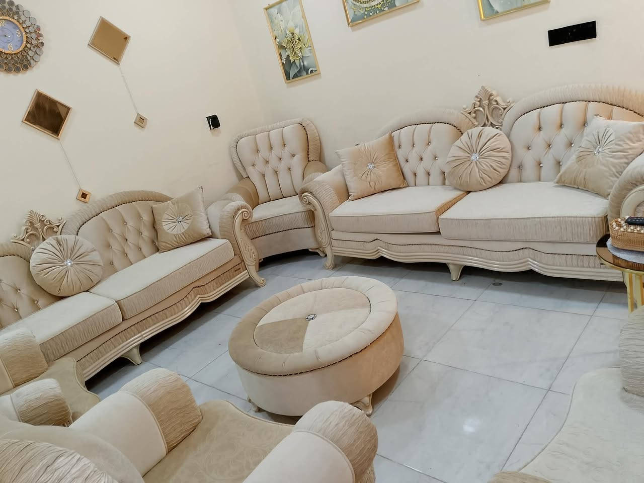 تخم ملكي لبيع نضيف شراي يدخل خاص


**إذا كنت صاحب هذا الإعلان وتريد حذفه لأي سبب، رجاءا أرسل رسالة إلى الدعم الفني**