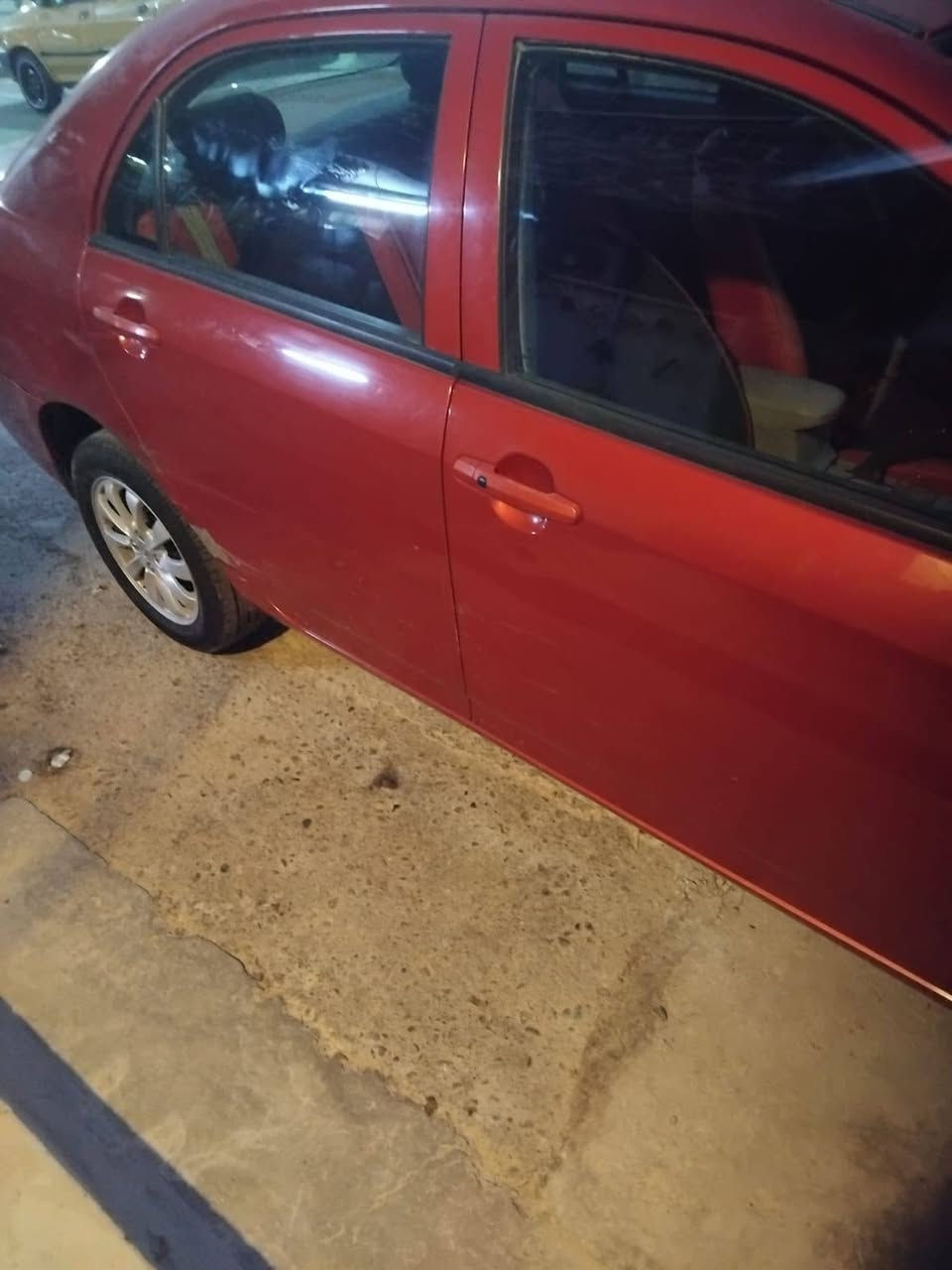 سلام عليكم

BYD 2016

السياره فول
بصمه
فتحه
بيها طخه بسيطه كلش والسياره احلى من الصور 

( مال جناي) 

سعرها 70 ورقه وبيها مجال بسيط

وهذا رقم صاحبها (***********)

السياره بيع فقط بدون مراوس
